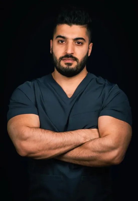 Dr. Mohsin Khlaifawi – Aesthetic Dentist, Oral Rehabilitation & Implant Surgeon | Bourgeois Dental Clinic